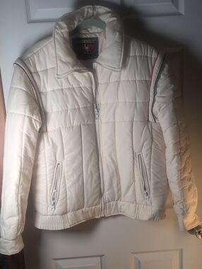 Vintage INNSBRUCK Cream Quilted Puffer Jacket with Zip Pockets